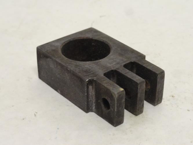 Hyster 88452; Chain Anchor