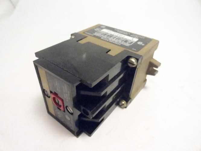 Allen-Bradley 700-P200A1; Convertible Contact Control Relay