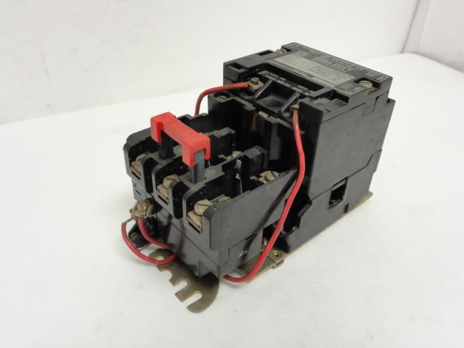 Square D 8536-SC03; Size 1 Starter 27A; 3P; 600VAC; Coil: 120V