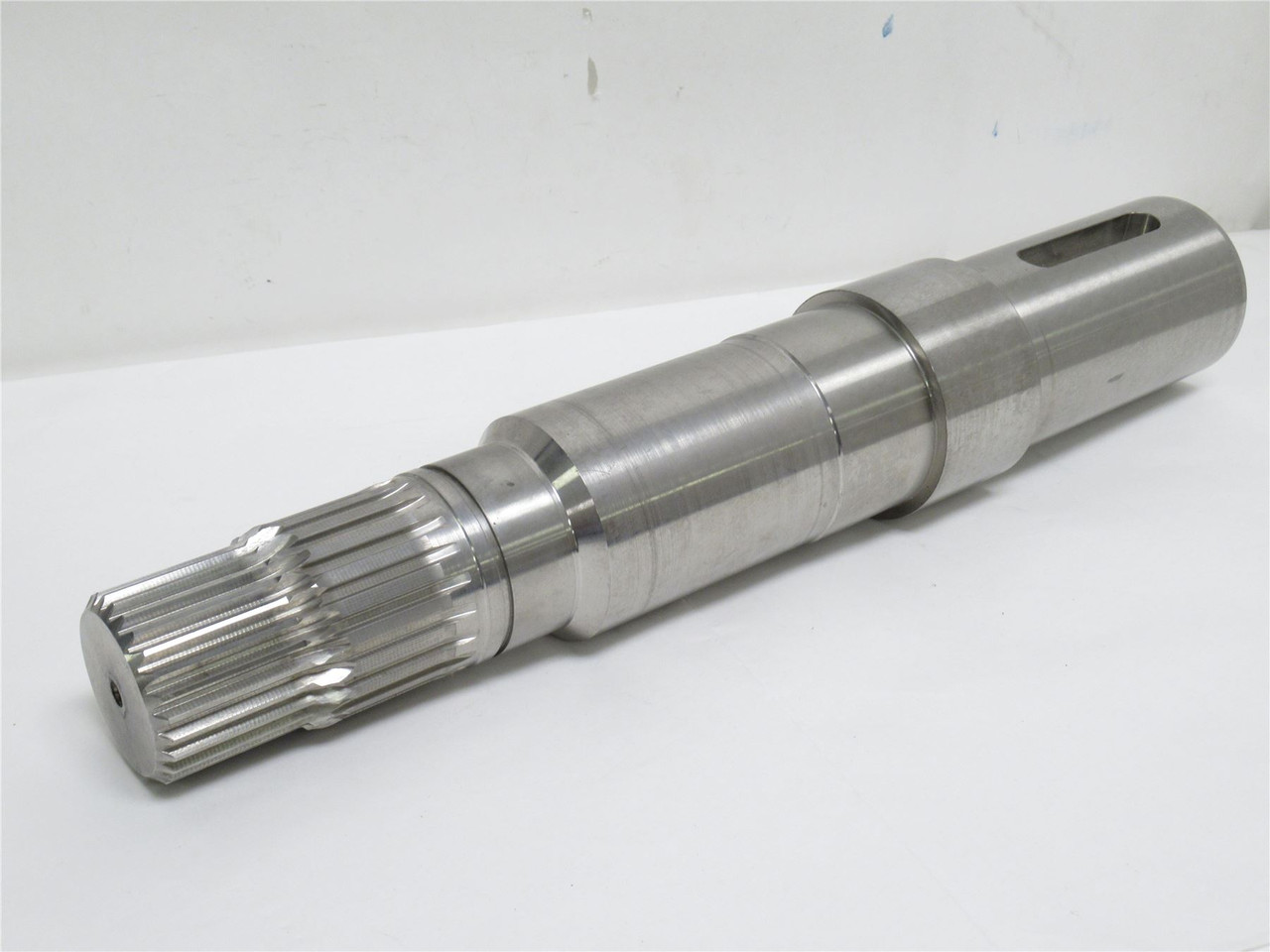 MFG- MDL-UNKN-227918; Splined Pump Shaft; SS; Keyed; 19" Long
