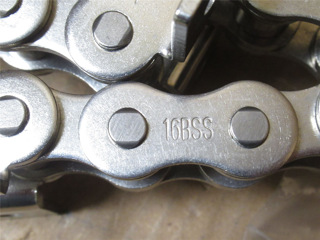 MFG- 101585; Special Metric Roller Chain #16; SS; 17' Long
