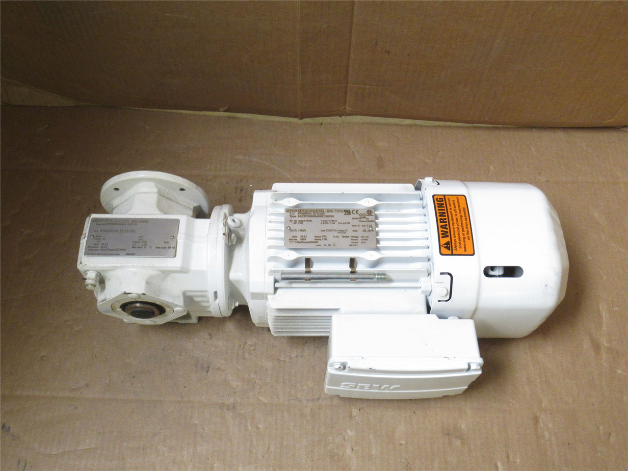 SEW SAF37DRE80M4BE1HR/DH; AC Gear Motor; 1HP; 19.13:1 Ratio