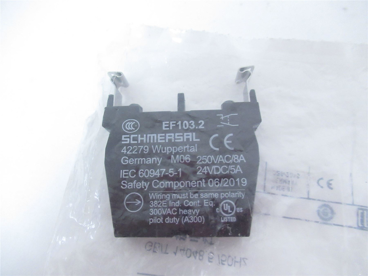 Schmersal EF103.2; Contact Block (1)NO (1)NC