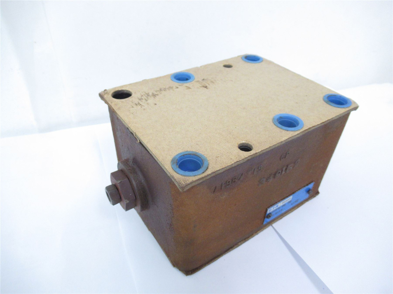 Eaton DGFN 06 50; Vickers Control Valve 3/4" surface rust