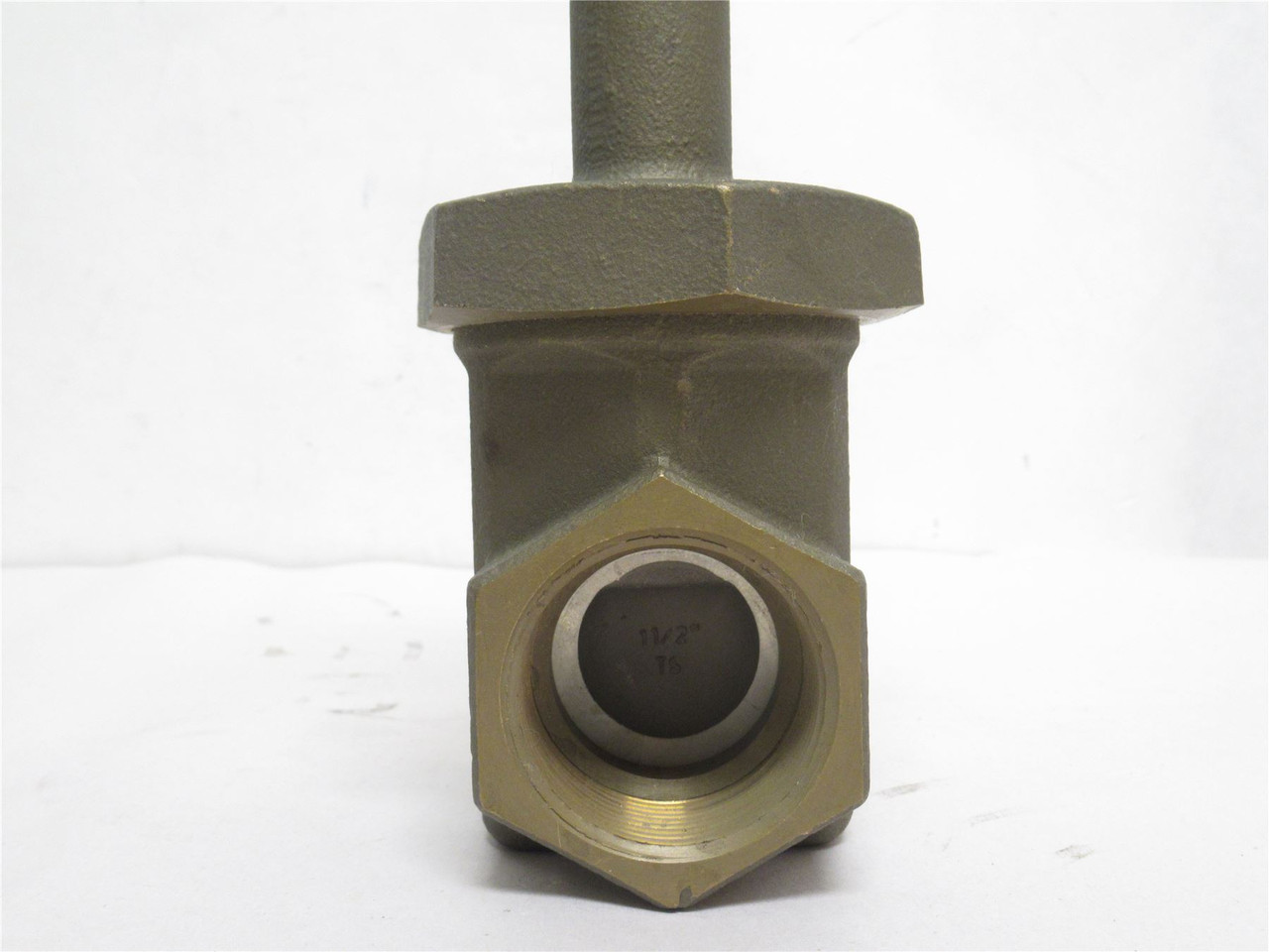 Nibco T-174-A-1-1/2; Bronze Gate Valve NL2H00C; 1-1/2NPT