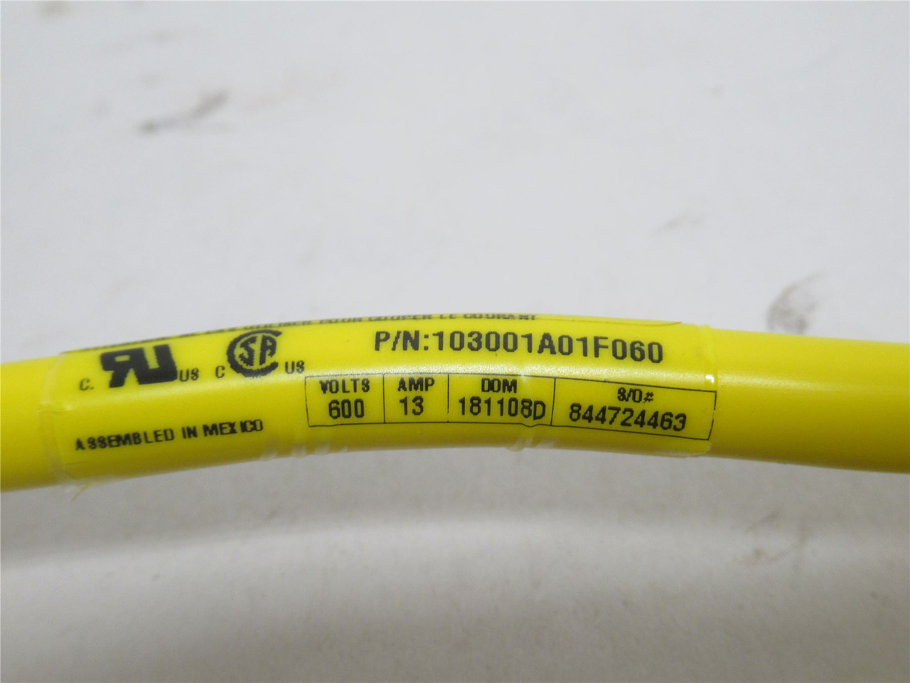 Molex 1300060426; Mini-Change Cordset 90Deg; 3-Pin; 6.6' Long