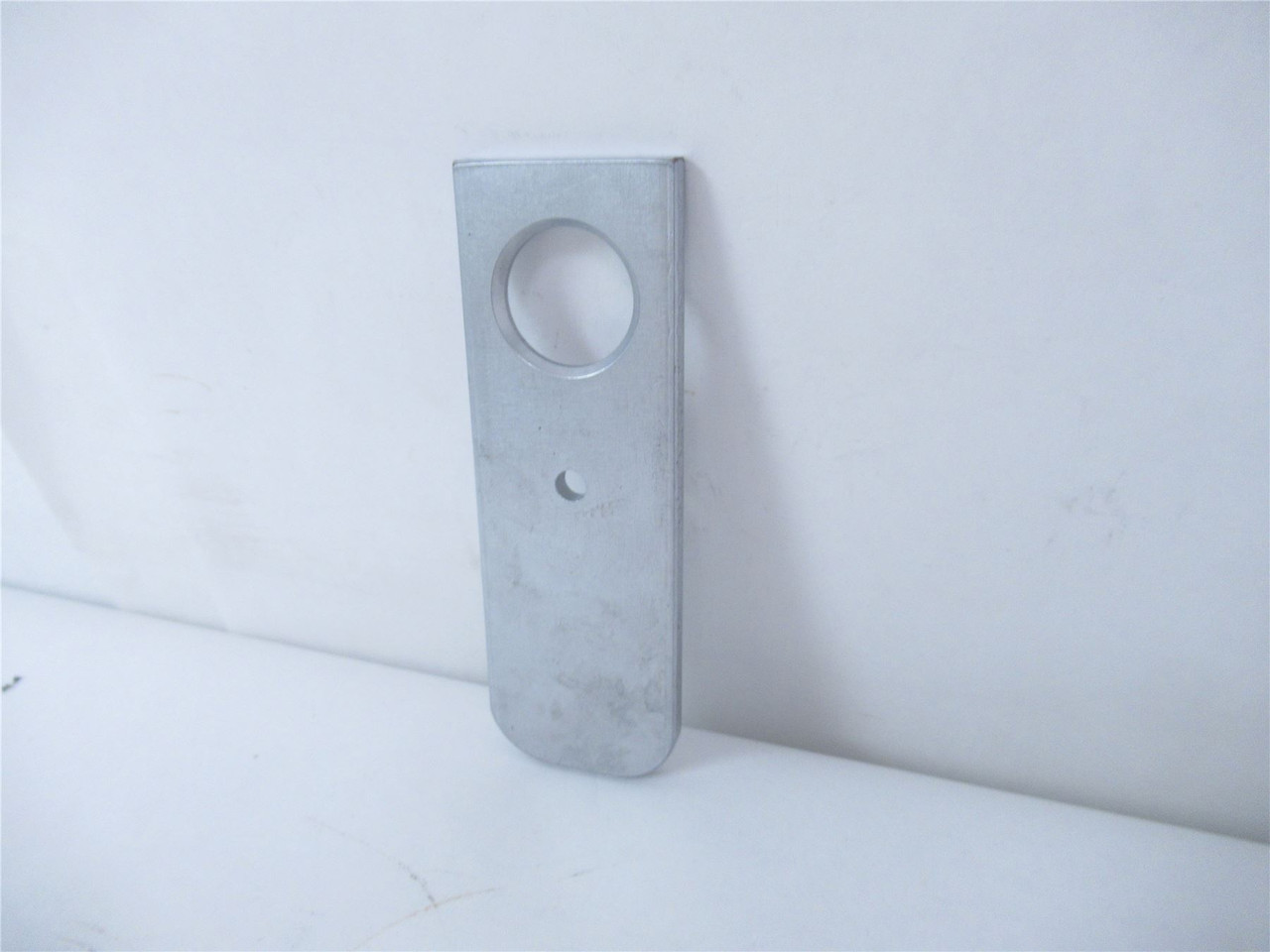 Hollymatic 6801082; Plate Toggle 4.375" L 1.5" W