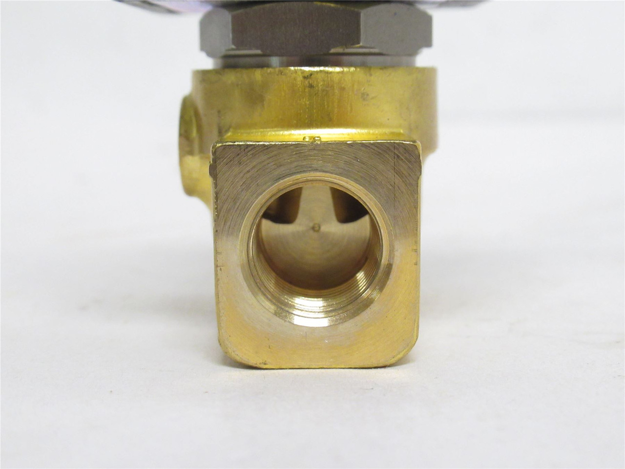 Parker E121K0302; Brass Solenoid Valve; 1/4NPT; 24VDC; 2-Way