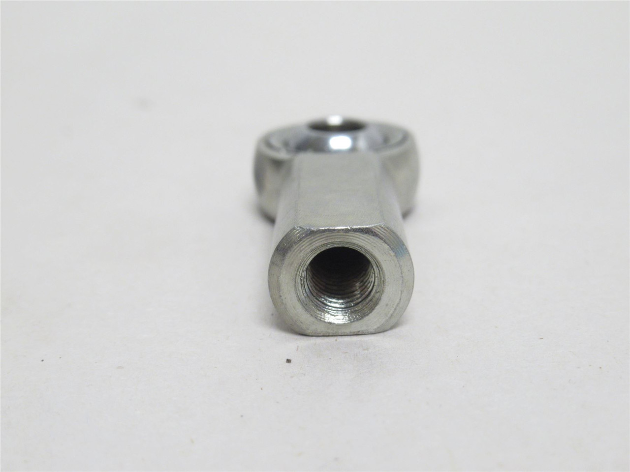 Thiele 11407680RC; Rod End Bearing; 1/4"ID; 1/4" Threads; RH