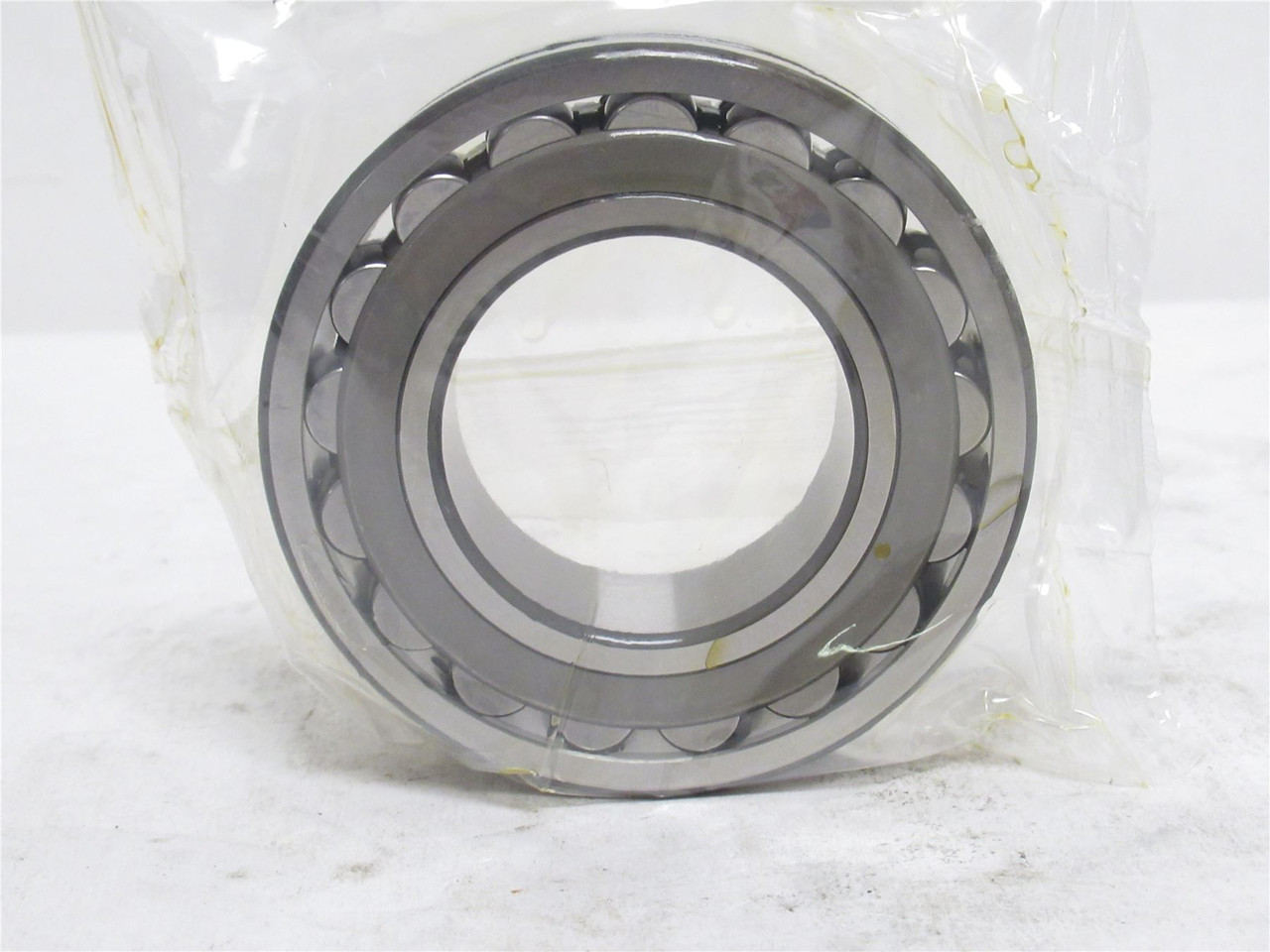 SKF 22209 E/C3; Spherical Roller Bearing; 45mmID x 85mmOD