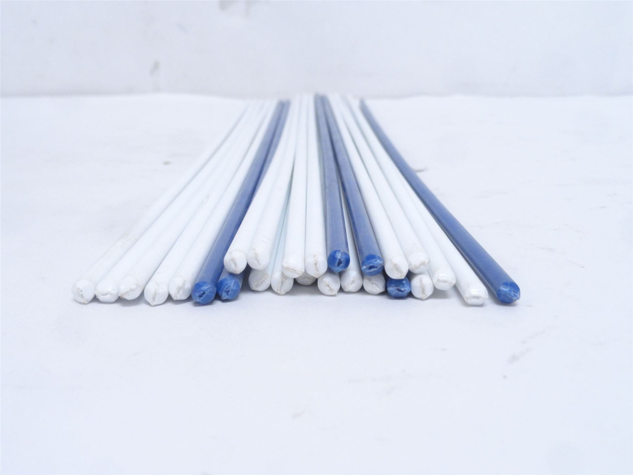 Intralox MDL-UNKN-251831; Lot-26 Belt Sticks 3/16"OD; 16" Long