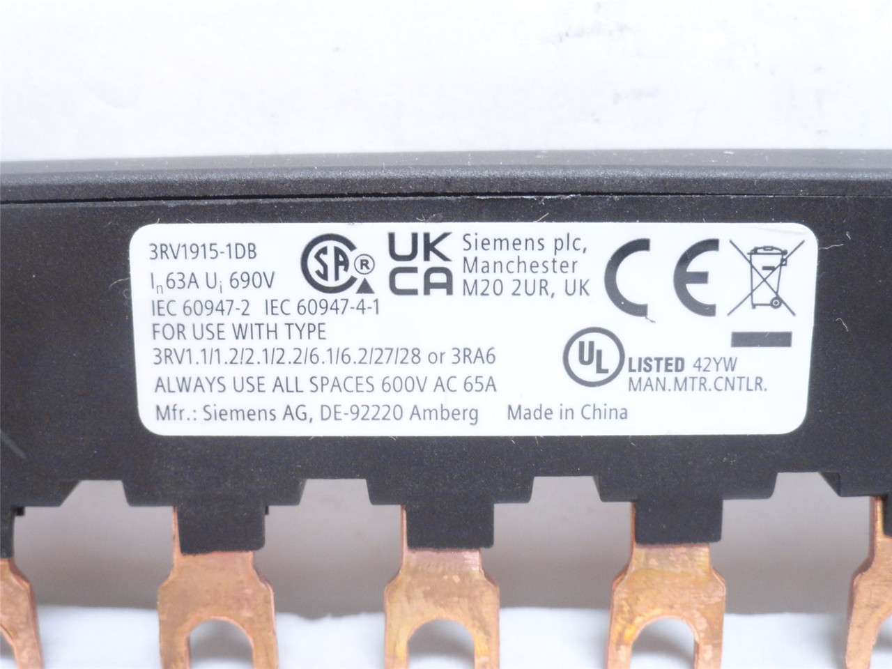 Siemens 3RV1915-1DB; Bus Bar; 63A; 690VAC; 45mm Spacing