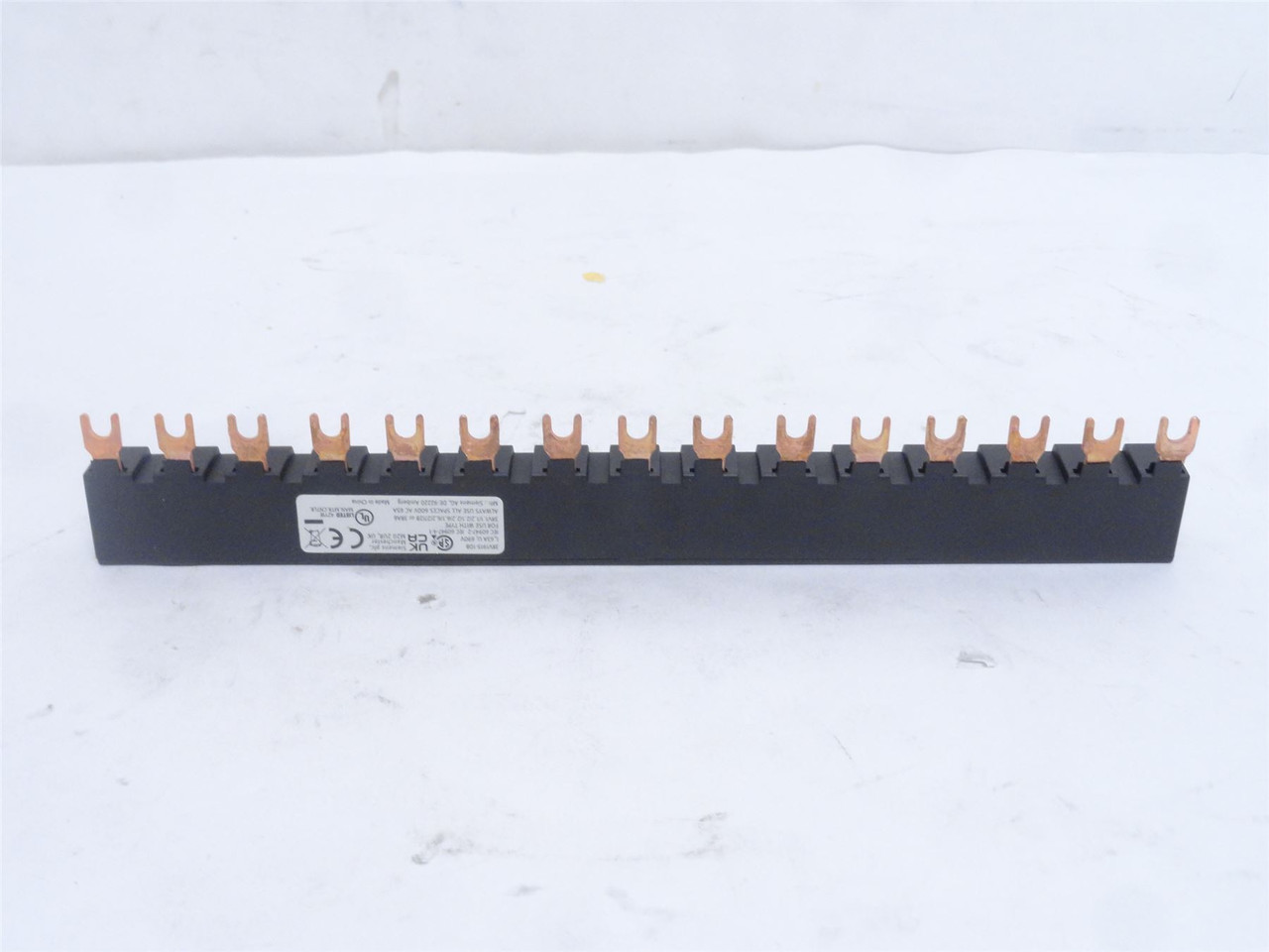 Siemens 3RV1915-1DB; Bus Bar; 63A; 690VAC; 45mm Spacing