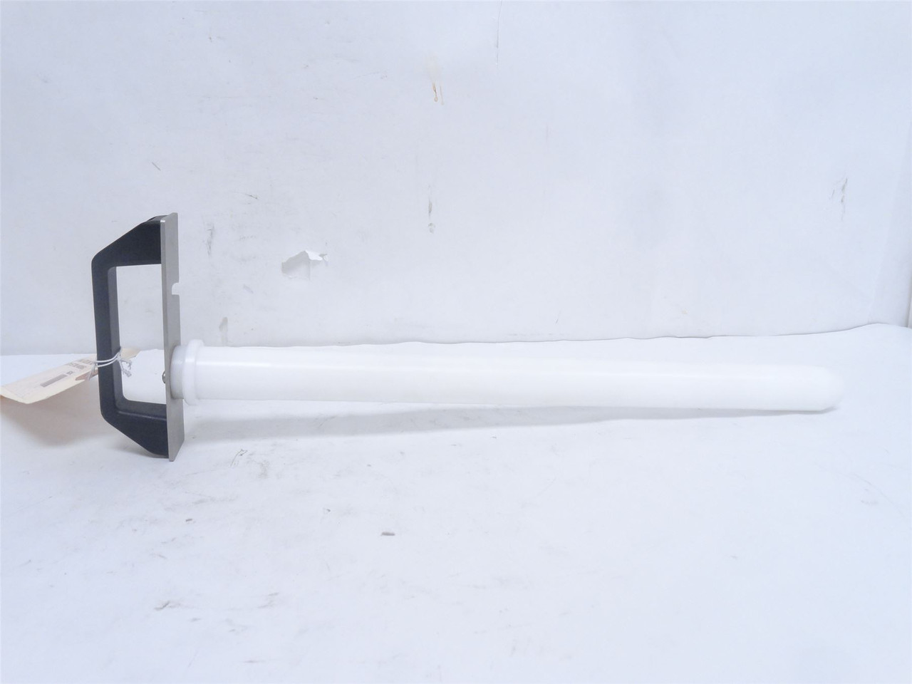 Robert Reiser 706500023; Drop Down Tension Roller; 16-5/8" L