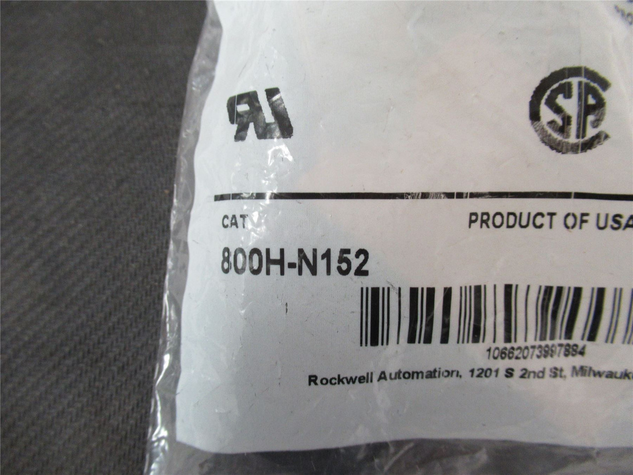 Allen-Bradley 800H-N152; PushButtonGuard30mm 800H Illuminated