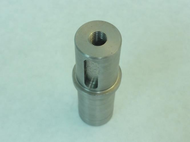 Meyn 138001000201_; Shaft; 3-9/16" OL; 0.975" OD