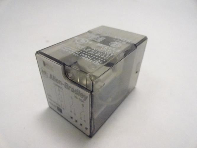 Allen-Bradley 700-HA32Z1-4; Relay 250VAC 10A; Coil 110 VDC