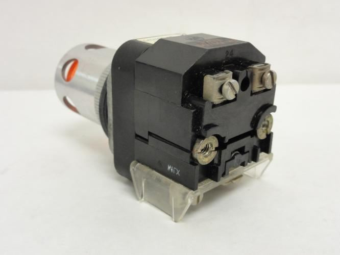 Allen-Bradley 800T-PA16A; Momentary Contact Push Button; Amber