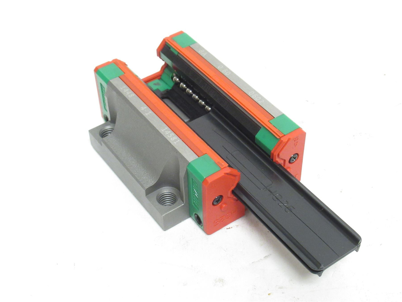 HIWIN HCW25-B0245408; Linear Guideway; Size: 25mm; M8 Thread