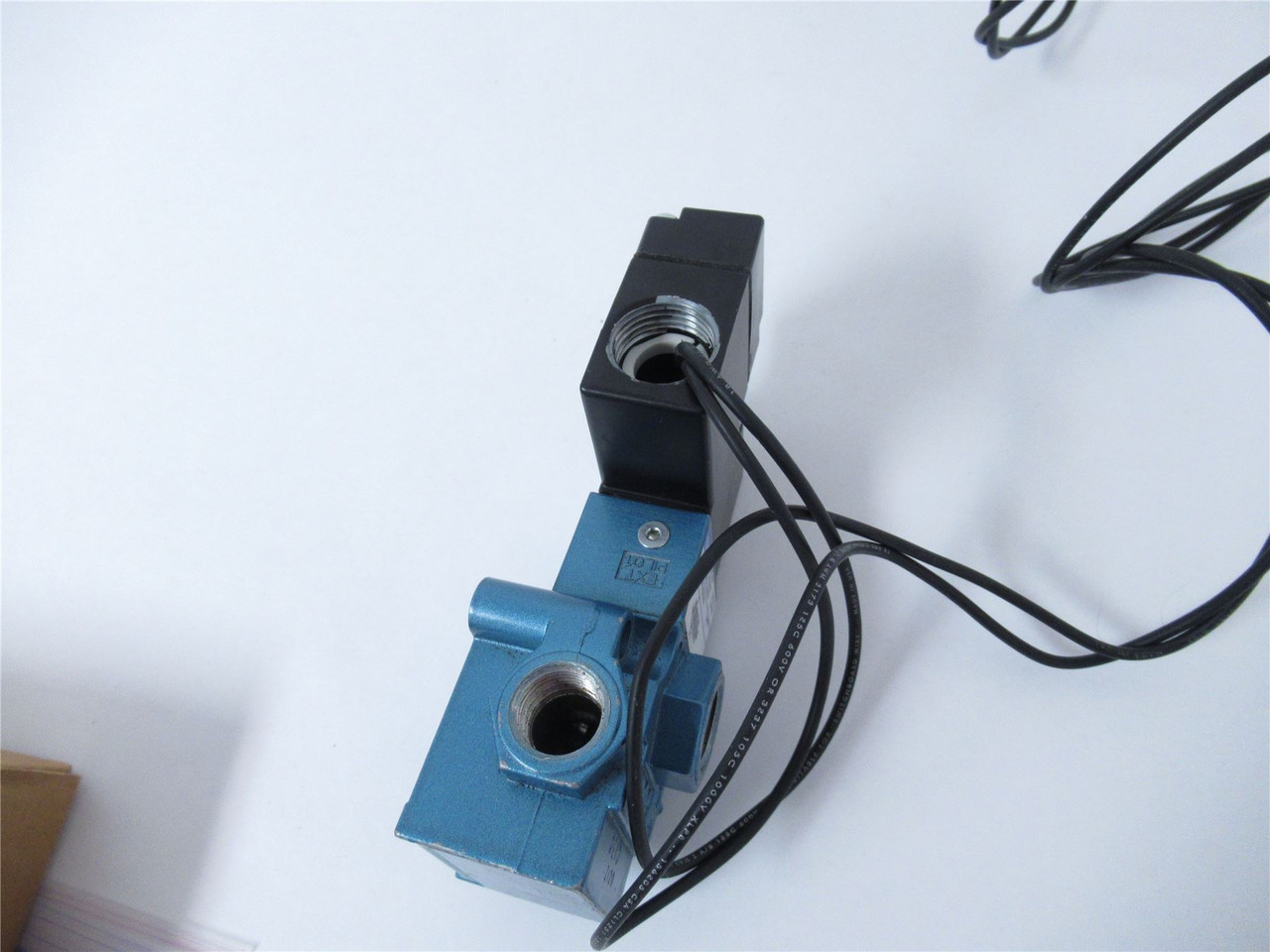 MAC  55B-12-PI-221AA; Solonoid Control Valve