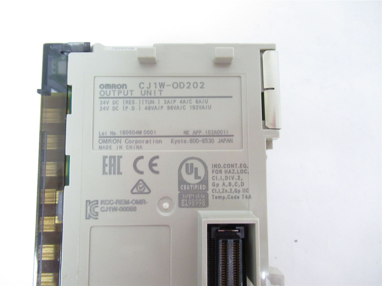 Omron CJ1W-0D202; Digital Output Unit- 8 x transistor outputs