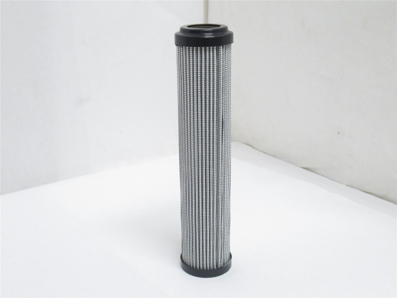 Parker 932618Q; Filter Element 1"ID; 1-3/4"OD; 8-1/8" Long