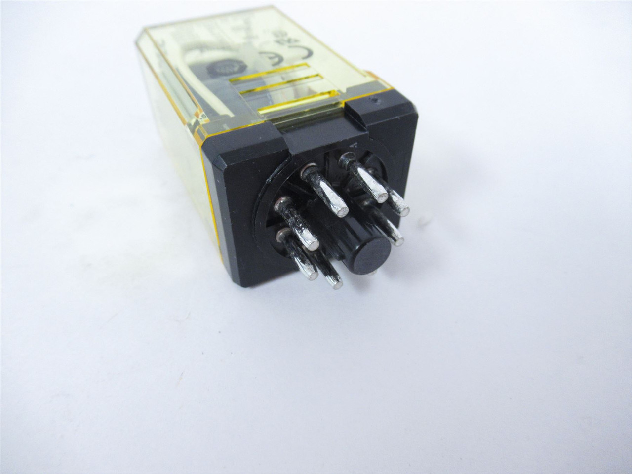 IDEC RR2P-ULAC120V ; Power Relay 10A; Coil: 120VAC 8Pin