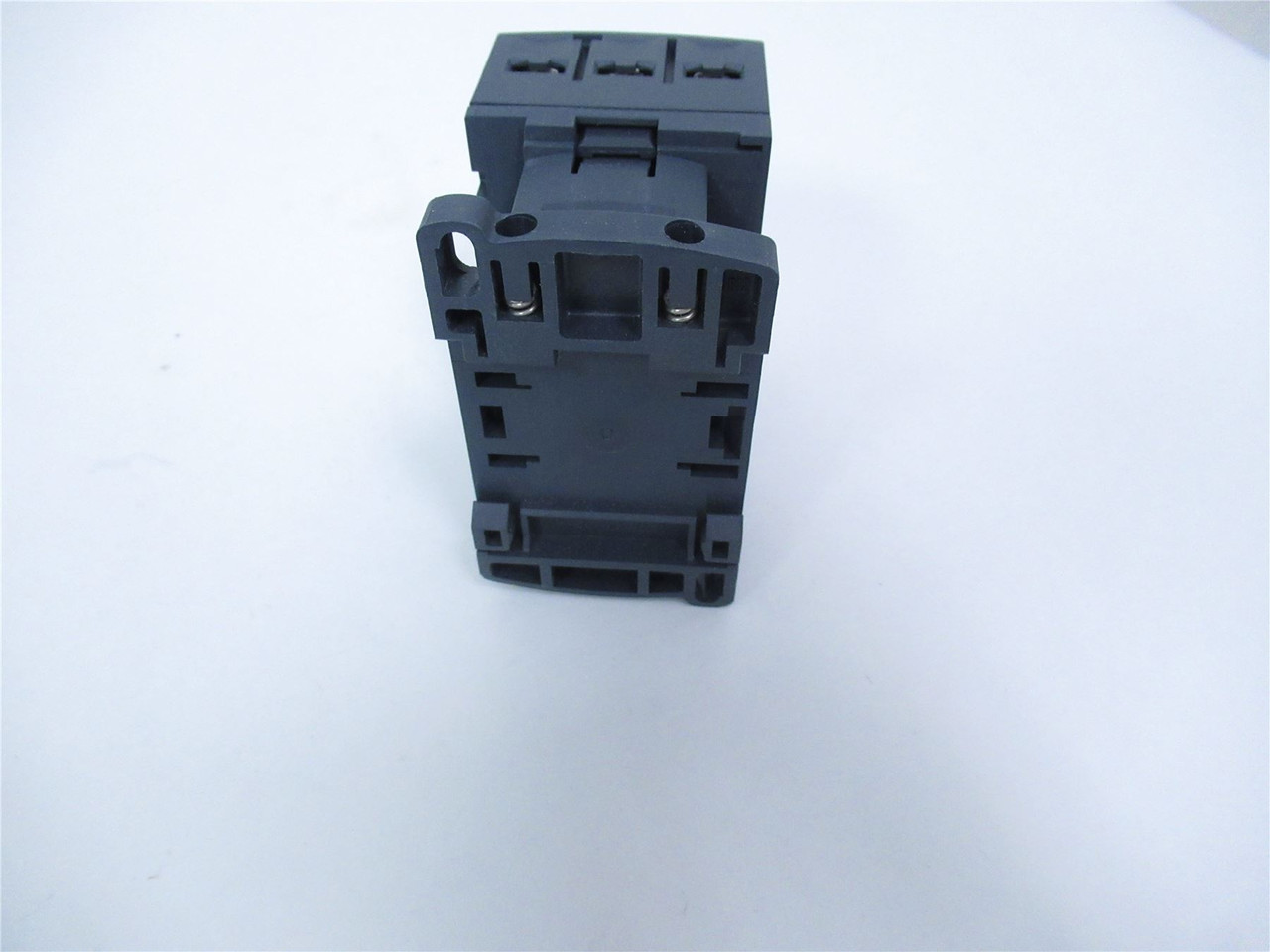 Schneider LC1D09F7; Contactor 3 Pole 9 AMPS Coil-110VAC