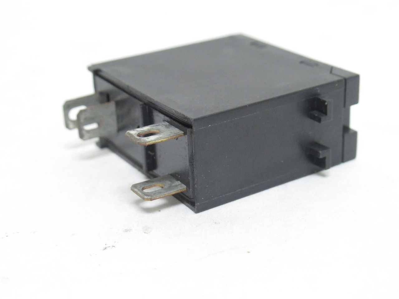 Omron G3R-ODX02SN-UTU; Solid State Relay; 32VDC; 2A In