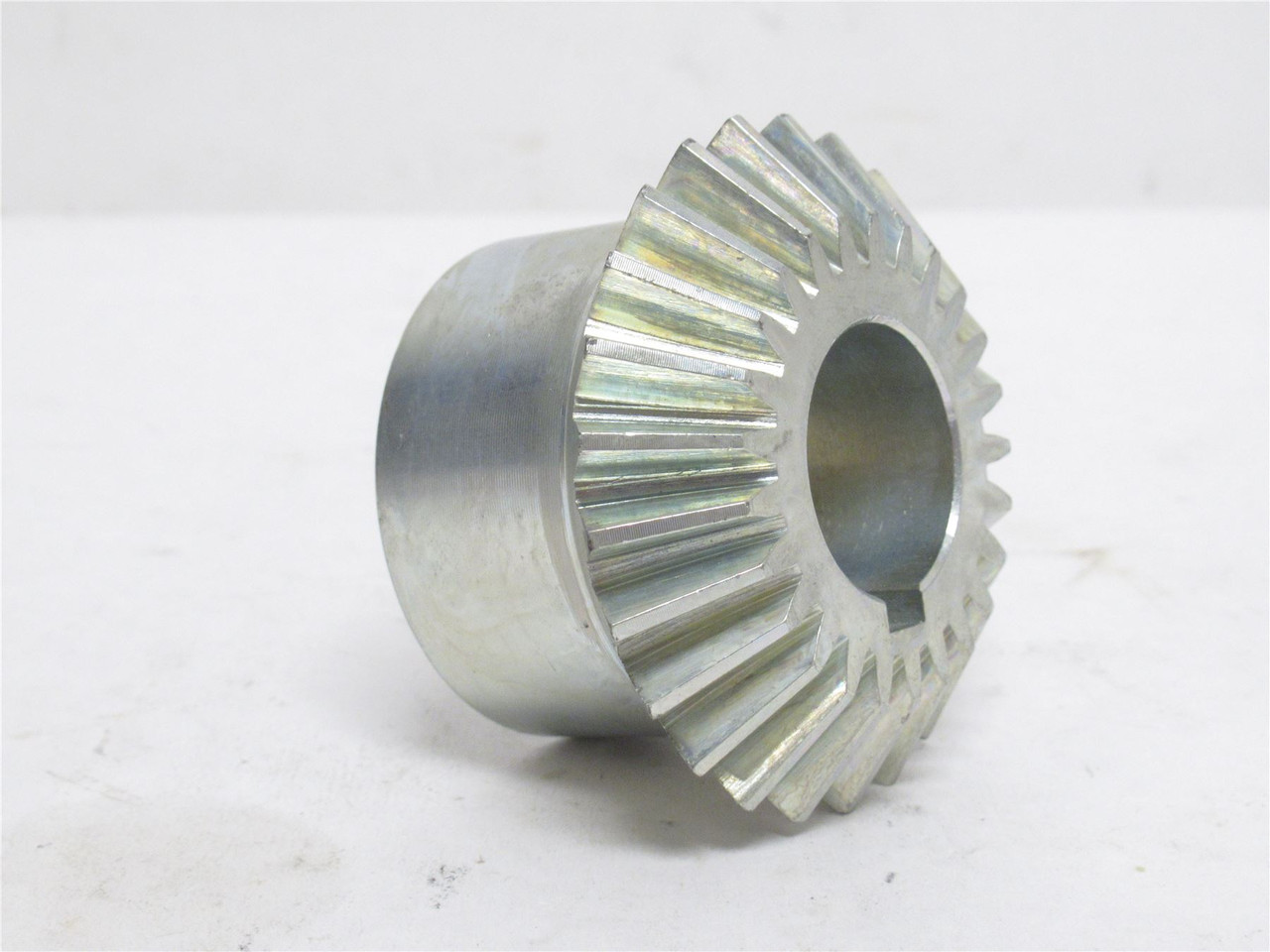 Martin HMK1025B; Straight Tooth Miter Gear 10DP; 25T; 1" Bore