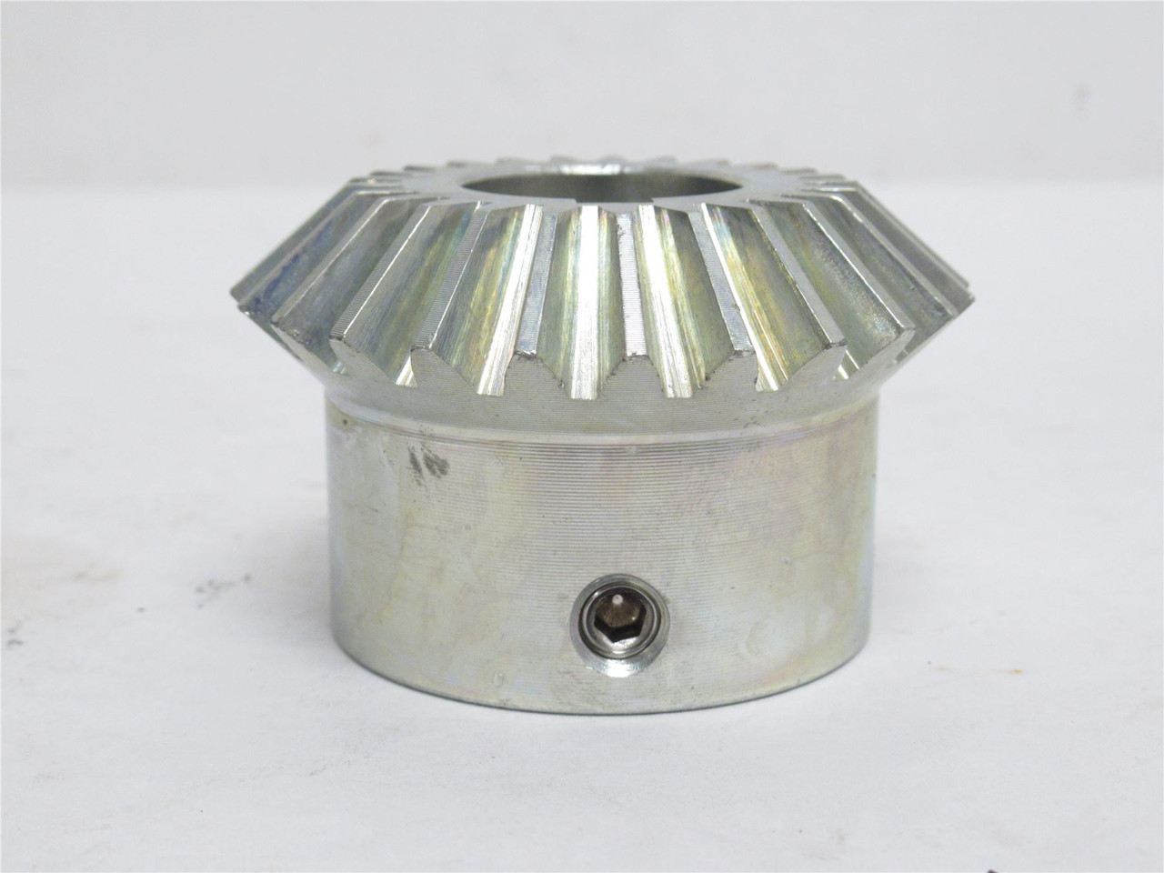 Martin HMK1025B; Straight Tooth Miter Gear 10DP; 25T; 1" Bore