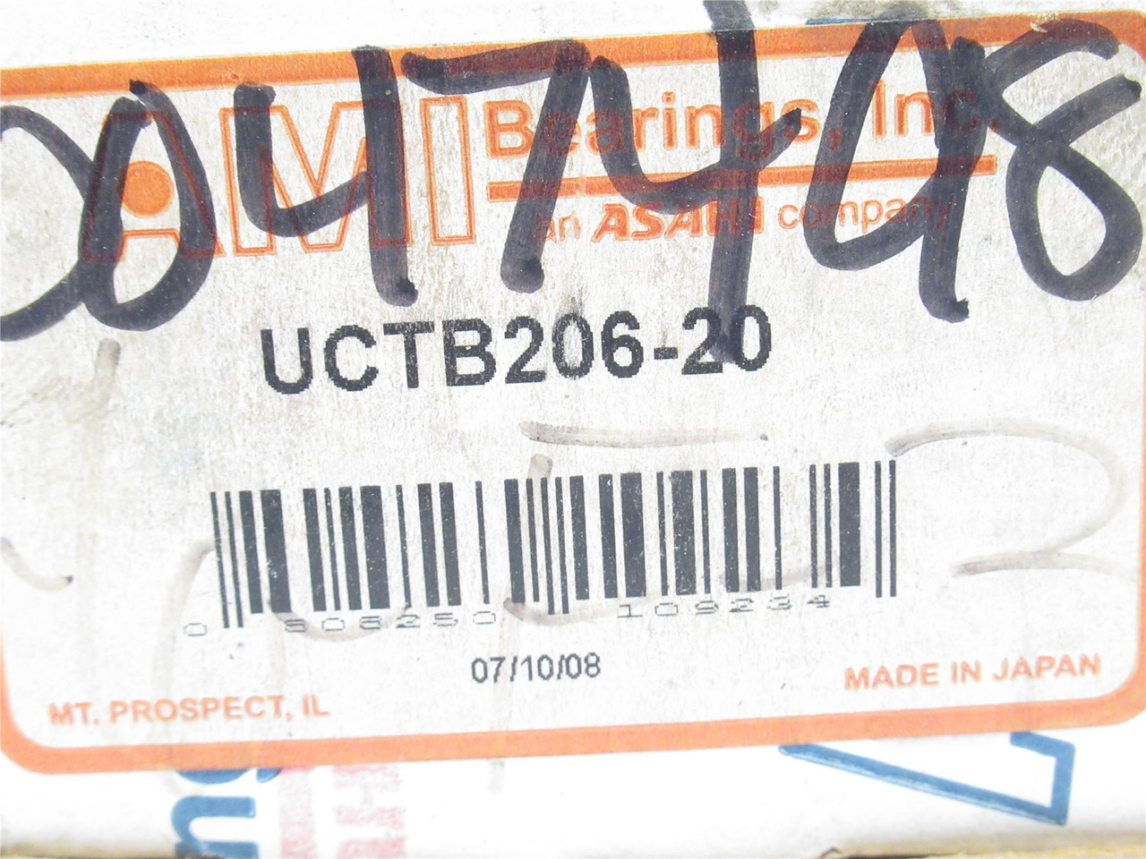 AMC UCTB206-20; Tapped Base Pillow Block Bearing; 1-1/4"ID