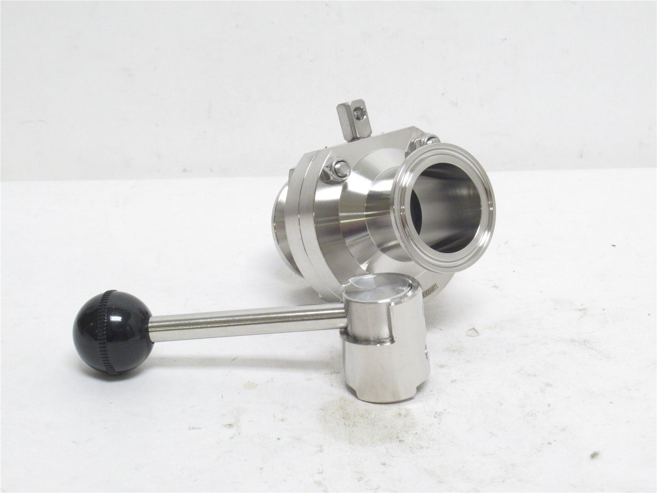 Dixon B8107E150CC-A; Butterfly Valve; SS-316; 1-1/2" Clamp