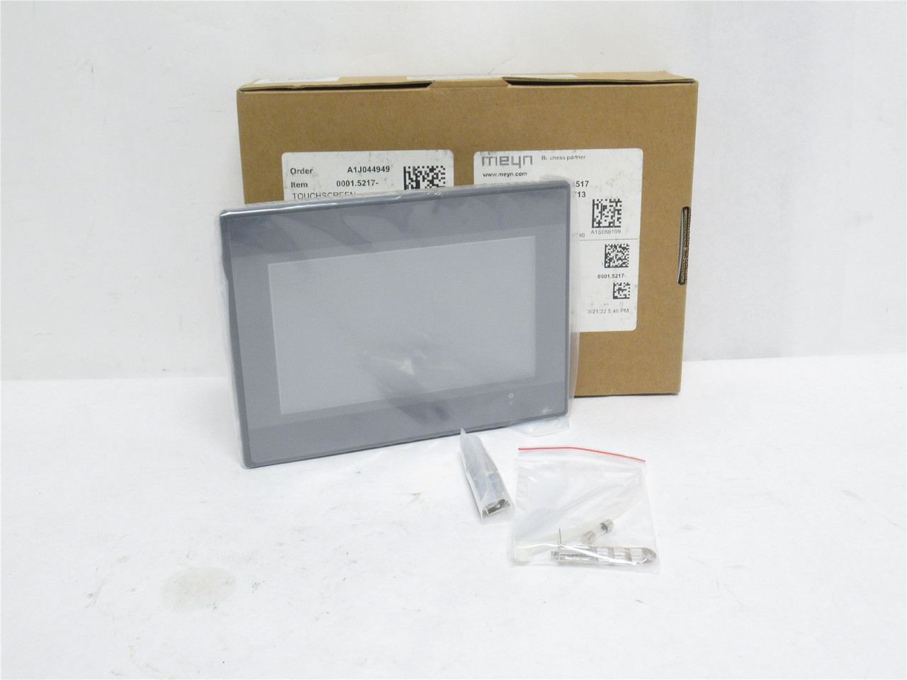 Weintek MT8070IE; Touch Screen 7"TFT; 128MB; 500:1 Contrast