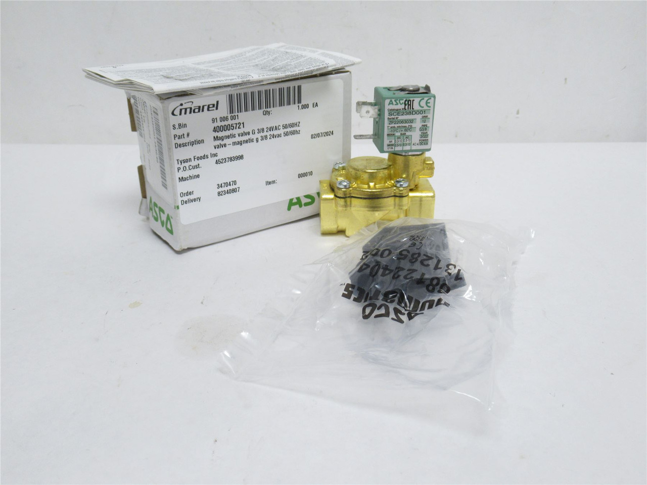 Asco E238D001-002; Solenoid Air Valve; 3/8NPT; 24VAC/DC