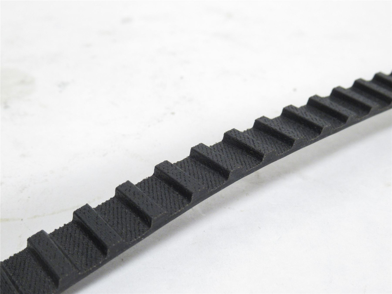Gates 300L050; Timing Belt 30" Long x 1/2" Width