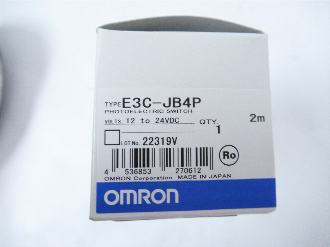 Omron E3C-JB4P; Photoelectric Sensor - Amplifier PNP Output