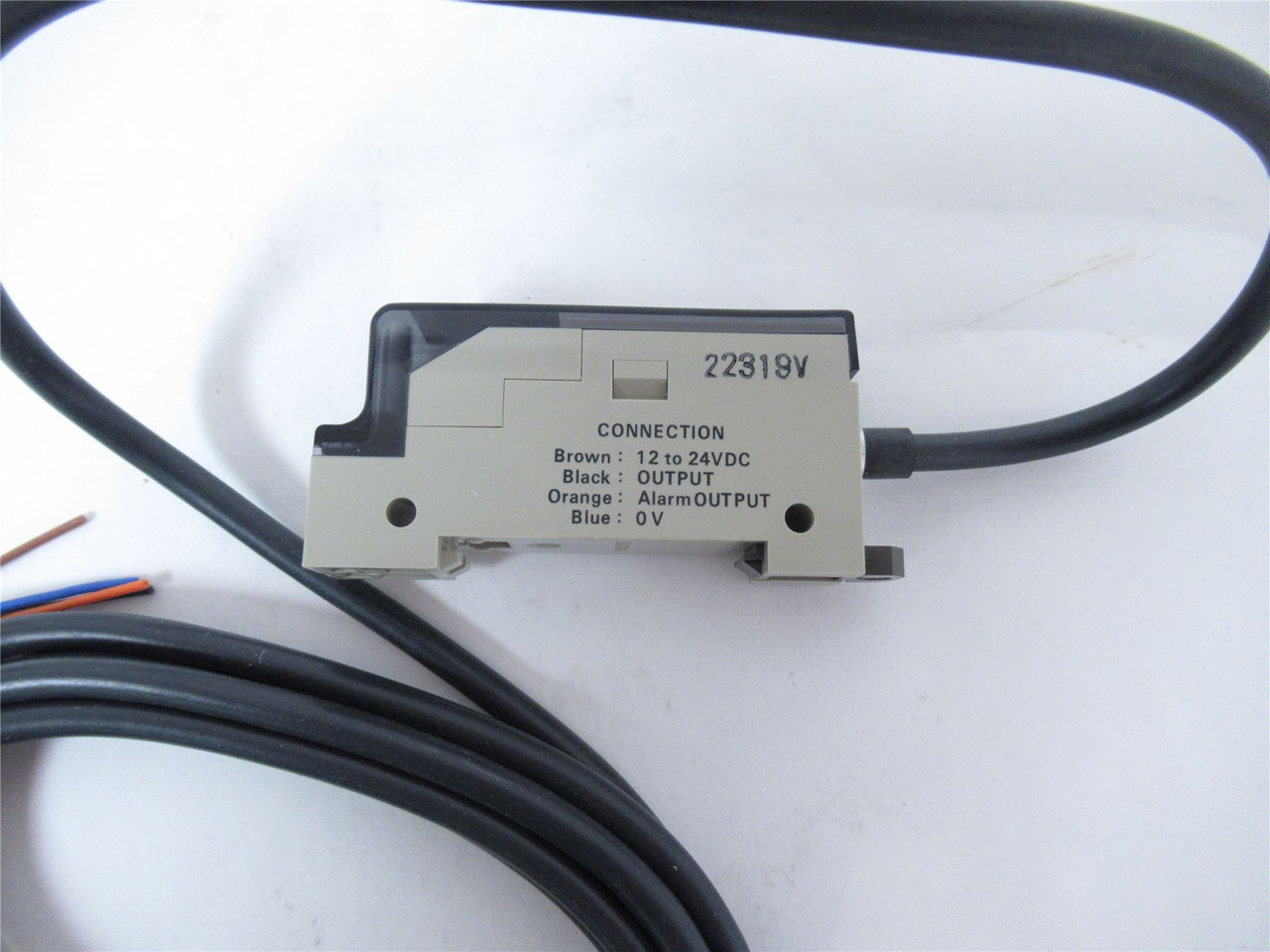 Omron E3C-JB4P; Photoelectric Sensor - Amplifier PNP Output