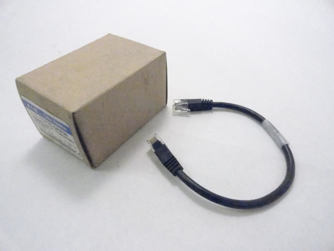 Eaton D77E-QPIP25; Powered QCport Interconnect Cable; 25cm L
