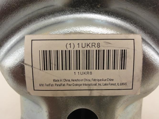 MFG- 1UKR8; Rigid Plate Caster; 200 lb; 4" Diameter