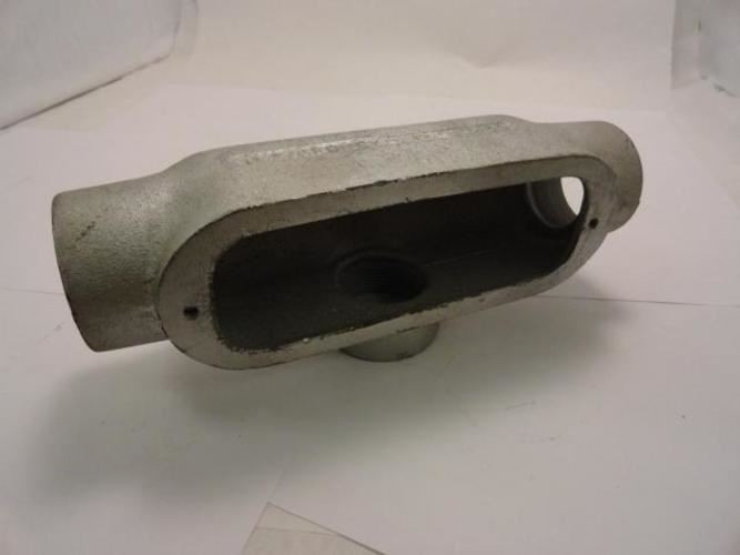 O-Z Gedney T-150; Conduit Tee; 1-1/2"; Iron Cond