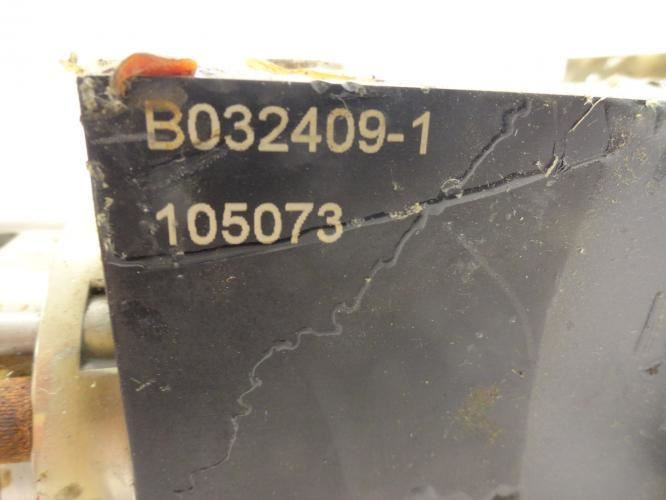 Dynatec 105073; 12:1 Piston Glue Pump 240 volt; B032409-1