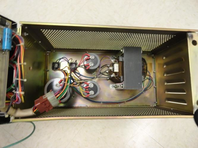 Allen-Bradley 1778-P2; Analog System Module; 120/220V