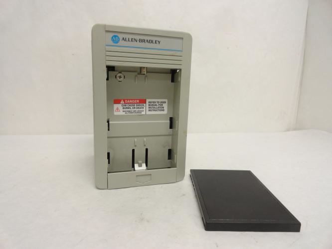 Allen-Bradley 1305-AA04A; AC Drive 1HP; 200-240VAC; 3ph