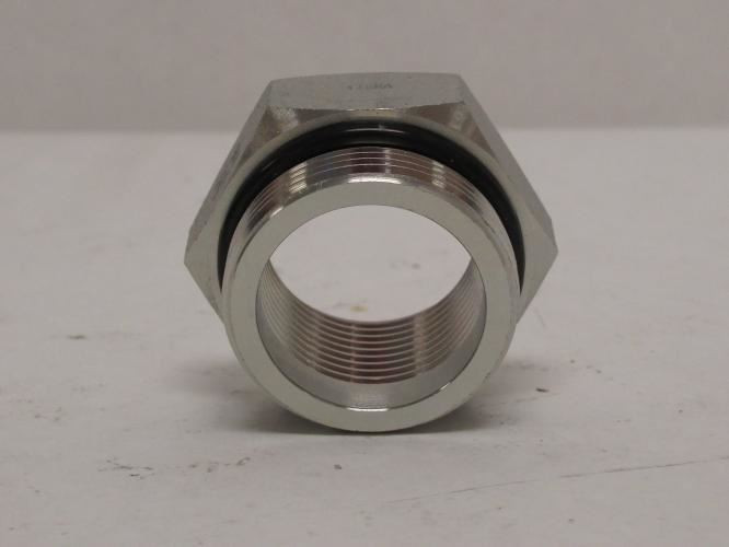 Brennan 6405-20-16-O; Straight Adapter 1-1/4 BOSS x 1FNPT