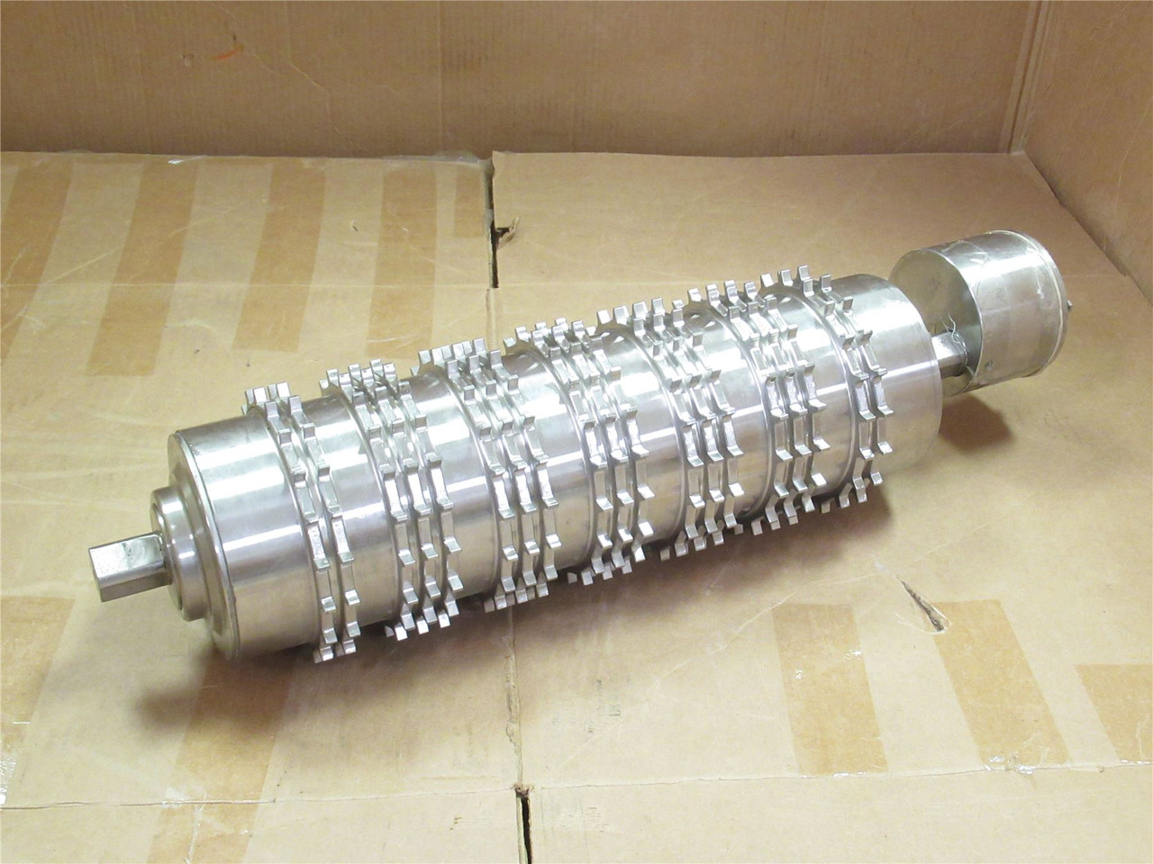 VanderGraaf TM127A30-410NB; Drum Motor 17"W 1HP 480V 38ft/min; 3PH