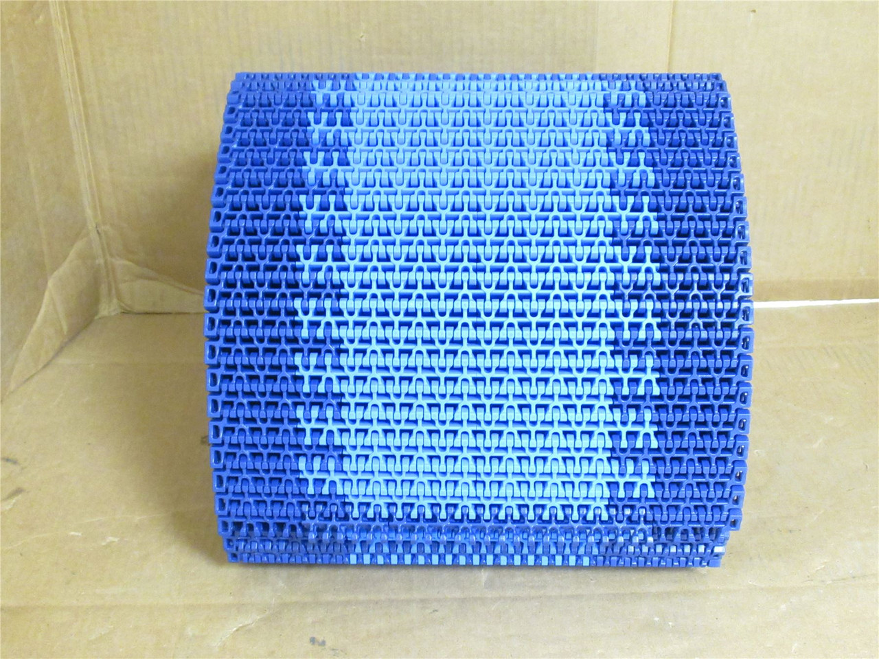 Intralox S11014627; Flighted Conveyor Belt 12" Wide x 10' Long