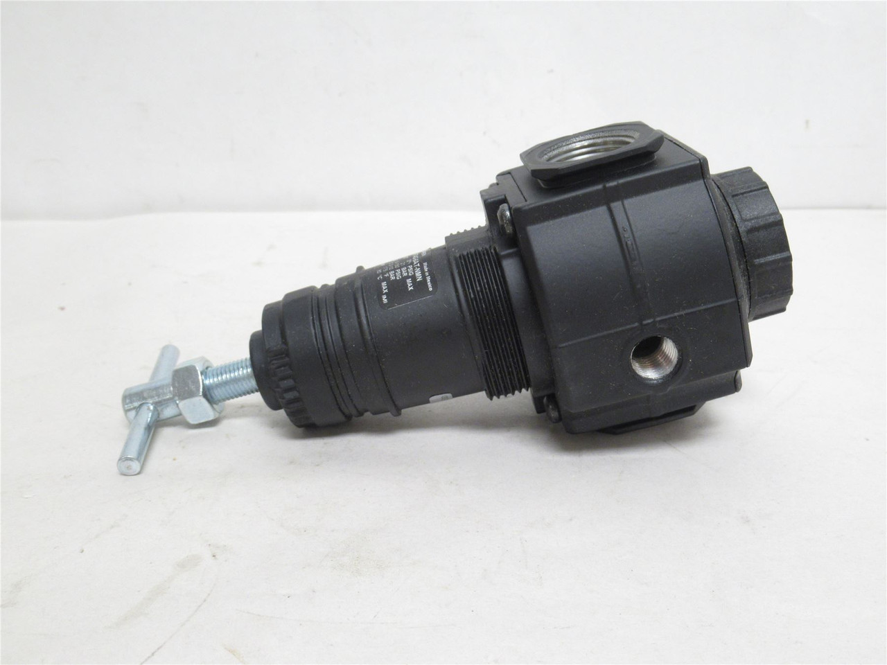 Norgren R74G-6AT-NMN; Air Regulator; 3/4 x 1/8NPT; 300PSIG In