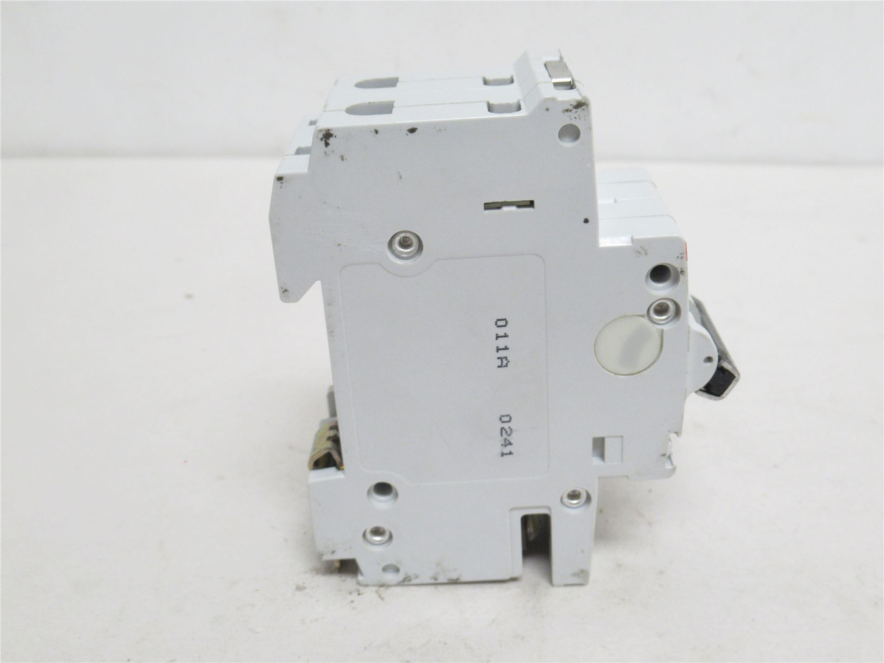 ABB S272-K2A; Circuit Breaker; 2A; 2P; 480V; Screw Terminal