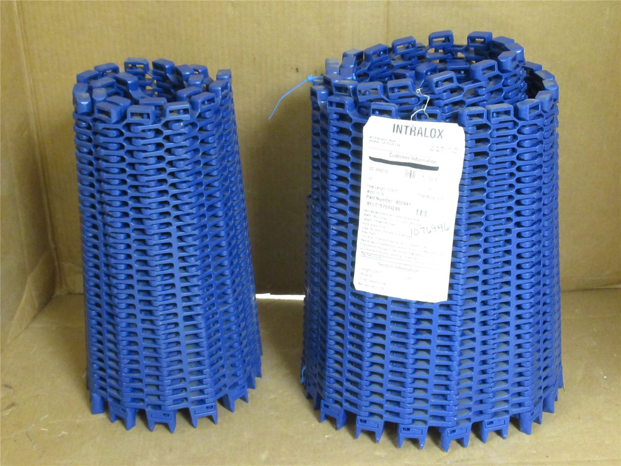 Intralox 40244157549299_; Side Drive V2 Belt; 16" Width x 10' L